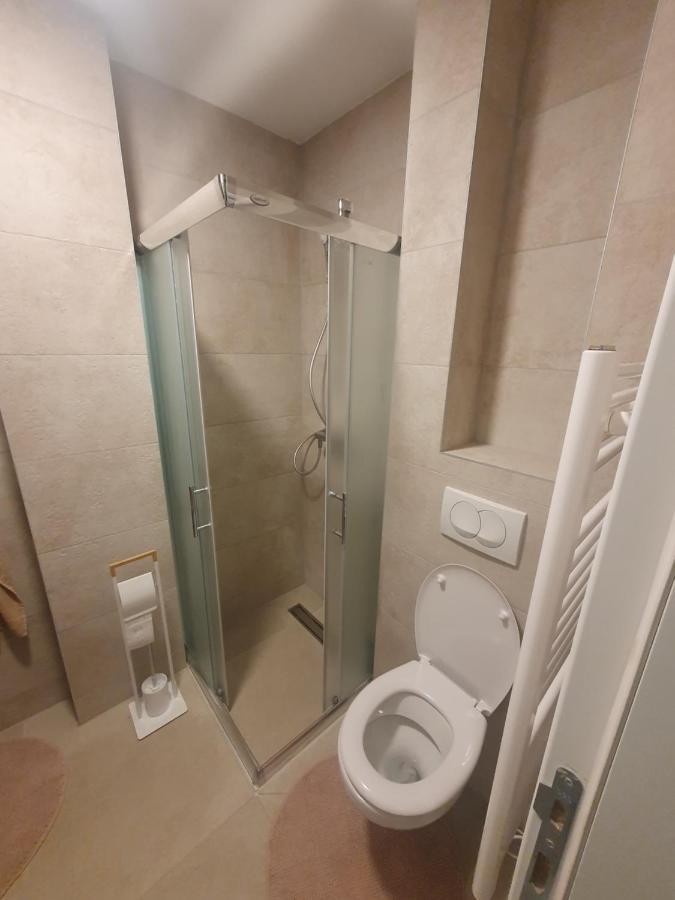 Bjelasnica Tuzlaks Apartment -Sauna-Free Parking Buitenkant foto