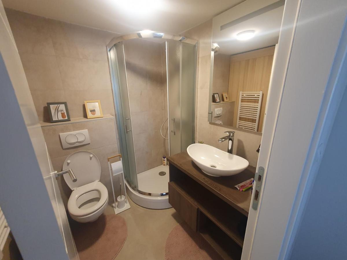 Bjelasnica Tuzlaks Apartment -Sauna-Free Parking Buitenkant foto