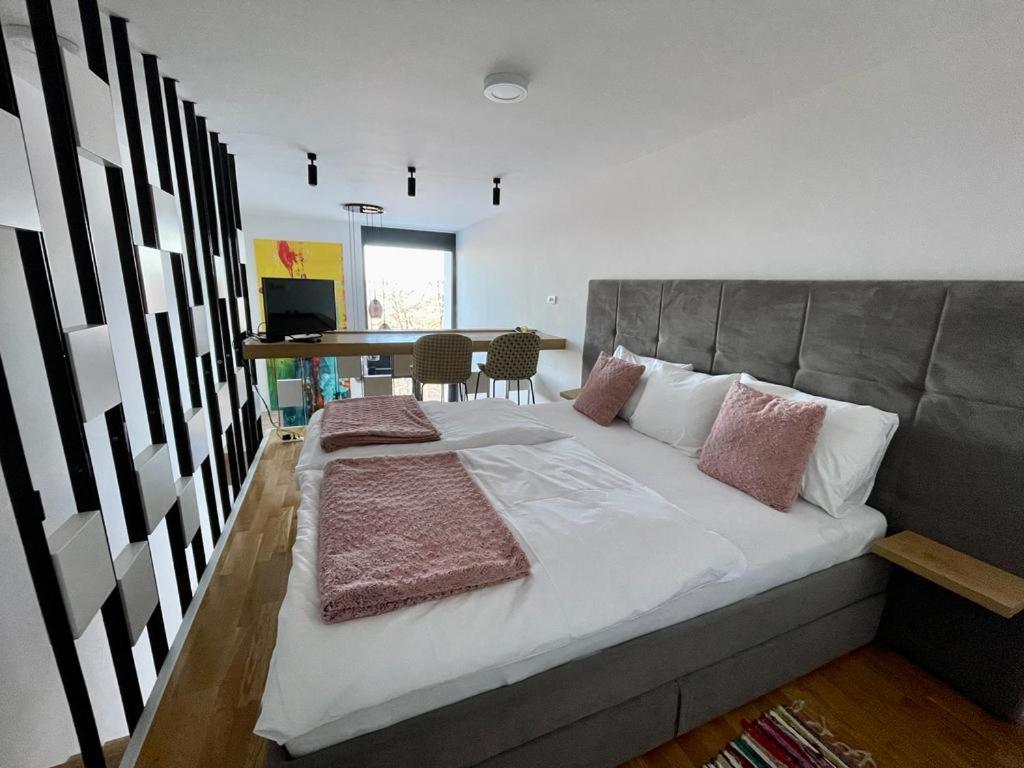Bjelasnica Tuzlaks Apartment -Sauna-Free Parking Buitenkant foto